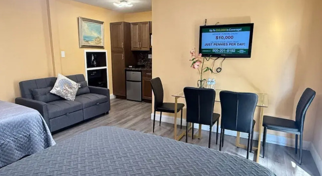 Студия Economy Sheridan Hostel