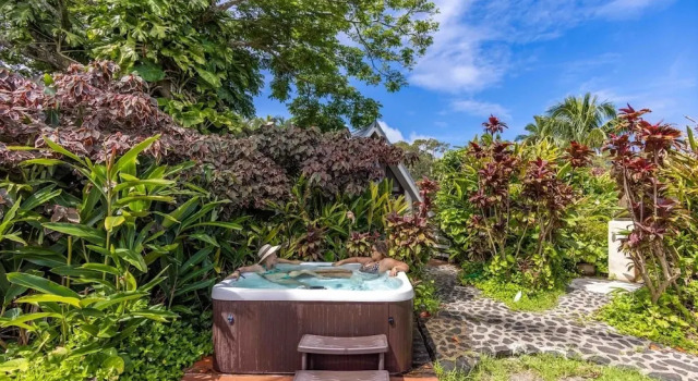 Двухместный люкс Hale Akua Garden Farm & Eco-Retreat