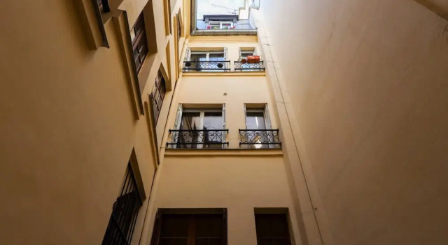 Very Nice Studio in the 1st Arr. Paris, Забронировать Апартаменты/квартира 1-й округ: Лувр Париж, рядом с Лувр — Риволи