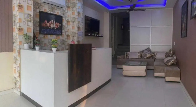 OYO Flagship 70284 Prince Home Stay