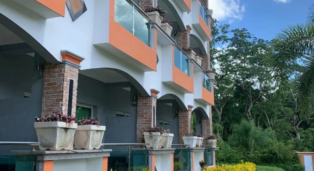 Rancho Turístico Doña Callita, Book Hotel Hotels in Hato Mayor with Parking, Parking