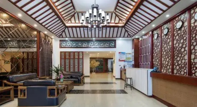 Danzhou Yunchao Fashion Hotel, Book Hotel Danzhou Hainan