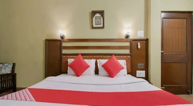 Hotel White House By OYO Rooms, Забронировать Отель Отели штата Химачал-Прадеш 3 звезды, 3*