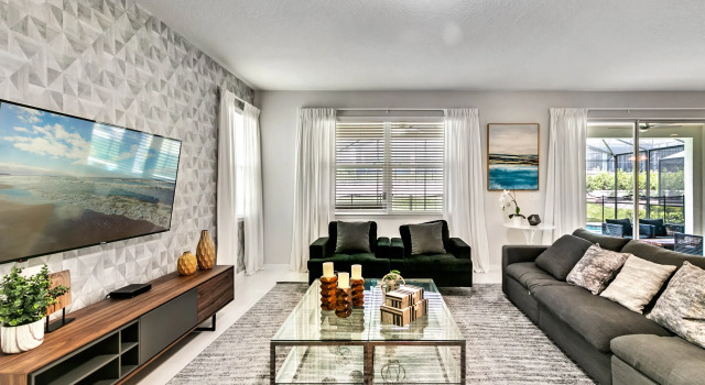 5 Bedrooms / 5.5 Bathrooms / Solara (1760 SP), Kissimmee, US