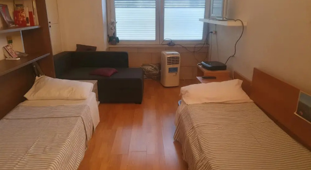 Family Groundfloor Flat Central Lugano, Забронировать Апартаменты/квартира Отели Лугано с парковкой, рядом с Парк Ciani, Парковка