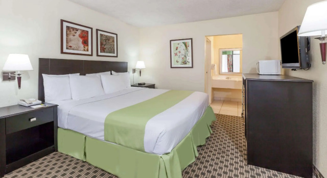 Двухместный люкс c 1 комнатой SureStay by Best Western Irving Grapevine DFW North