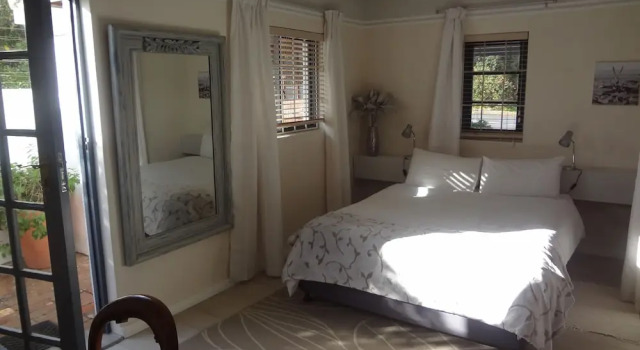 Номер Standard с красивым видом из окна Walker Bay Manor