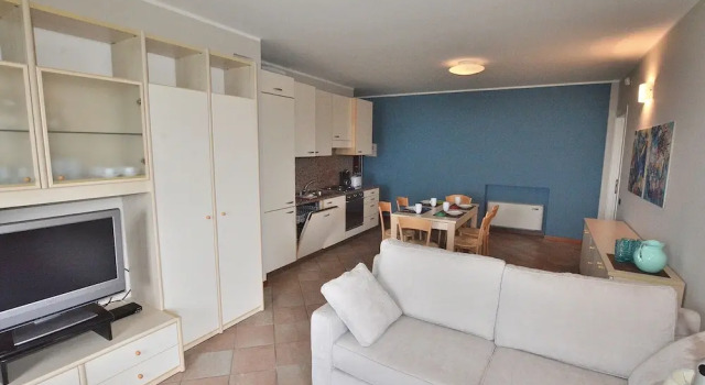 Apartment Montegolo Four With Pool And Lake View