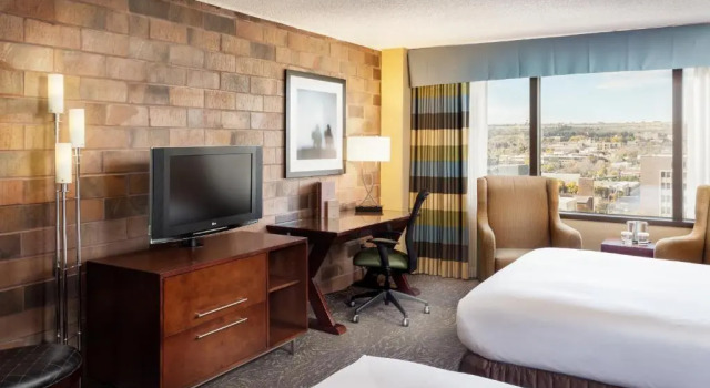 Четырёхместный номер Executive Doubletree By Hilton Billings