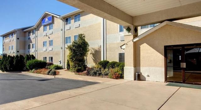 Best Western St. Charles Inn
