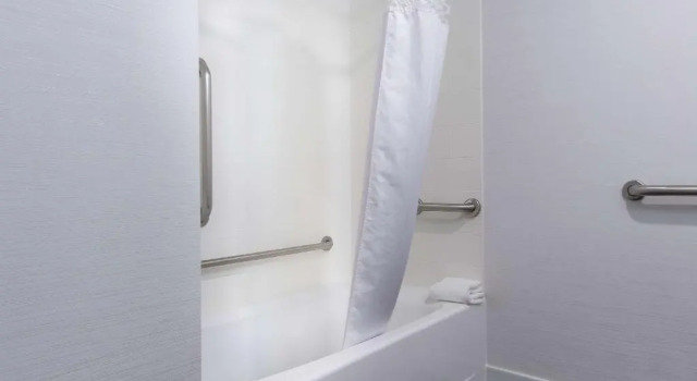 Двухместный люкс Hampton Inn - Great Falls