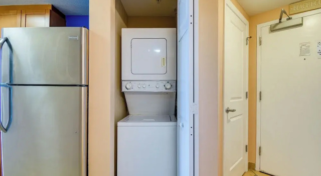 Апартаменты c 1 комнатой с балконом North Myrtle Beach Vacation Rental ~ 2 Mi to Beach