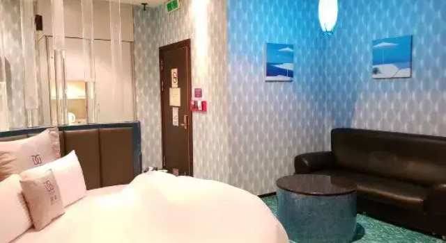 Camera Superior Discovery Motel - Zhonghe