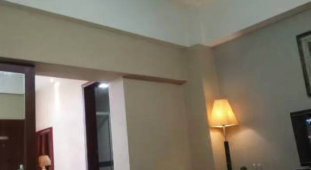 曲靖政协宾馆, Buchen Sie Hotel Qujing Yunnan