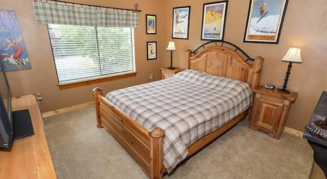 Seven Springs 2 BR Premium Condo, Walk to Slopes by RedAwnin, Buchen Sie Hotel Seven Springs USA