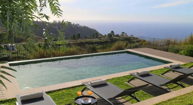 Premium Contemporary Villa Set In Sunny Countryside With Sea-Views Bella Vita, Boek Villa Faja da Ovelha Madeira
