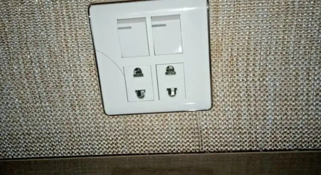Royal Hayat - Budget Double Room
