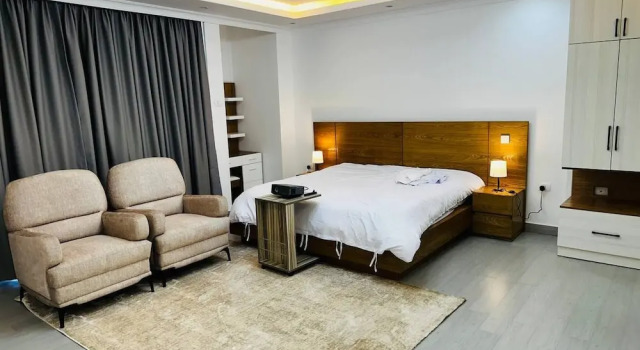 Апартаменты с 3 комнатами Addis Home & Comfort