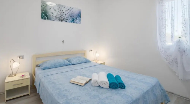 Nice Home in Svetvincenat With Outdoor Swimming Pool, Wifi and 2 Bedrooms, Reserva ahora Hotel Hoteles en Pula con aparcamiento, Aparcamiento