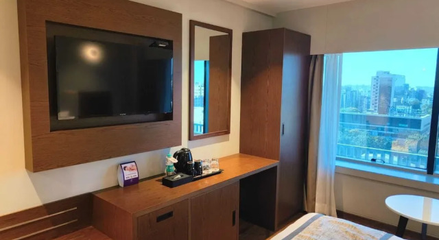 Номер Premium Ramee International Surat
