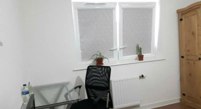Lavis house-East Milton Keynes, Забронировать Отель Отели Бакингемшир с парковкой, Парковка