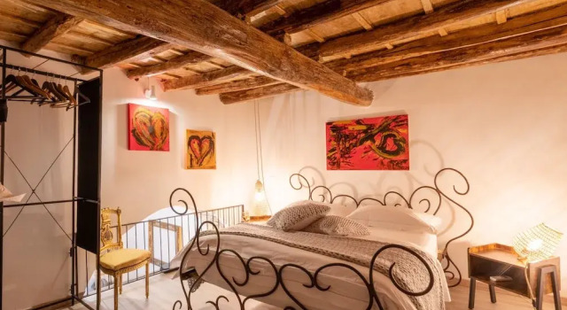 City Center Apartment - Sleeps 2 - Pet Friendly