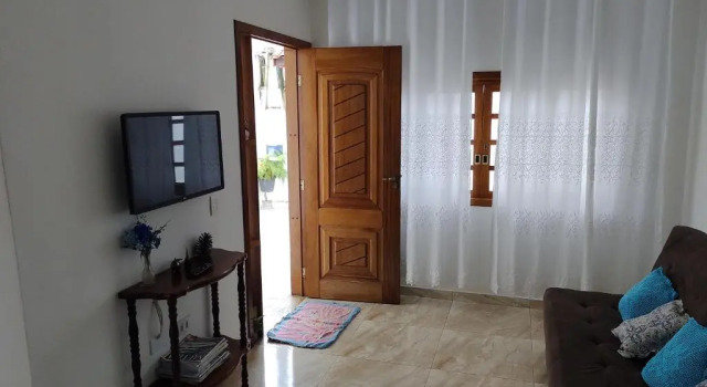 Home beach Massaguaçu 100 mt da praia, Забронировать Отель Отели Карагуататуба с парковкой, рядом с Пляж Массагуасу, Парковка