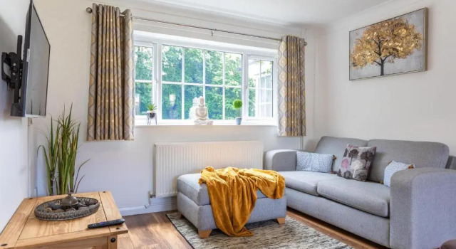 Коттедж Maunsell House - Charming 3 bedroom house in Ashford centrally located with parking