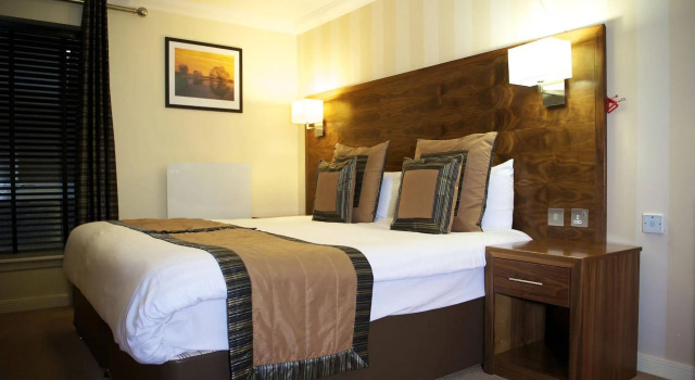 Nevis Bank Inn