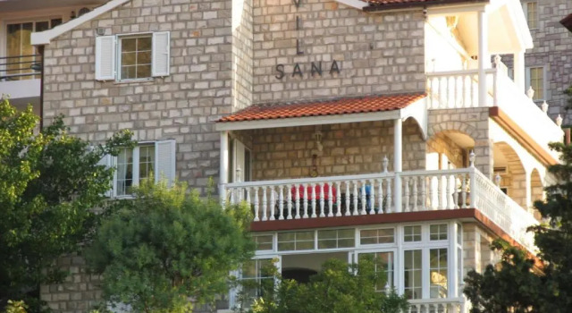Apartments Sana, Забронировать Апартаменты/квартира Отели Свети-Стефан с парковкой, рядом с частный пляж Свети Стефан, Парковка