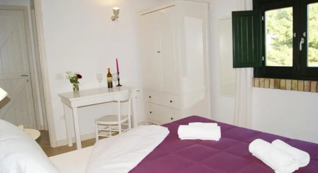 Casale Laurus, Book Hotel Hotels in Sicily with Parking, Parking