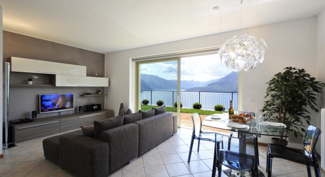 Vista d'Oro - La Quiete del Lago, Book Hotel Hotels in Como with a Pool, Swimming Pool