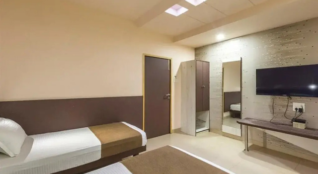 Hotel Pooja Garden, Nanded, Забронировать Отель Отели штата Махараштры 3 звезды, 3*