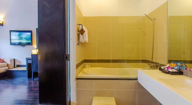 Номер Premium HOI AN HISTORIC HOTEL