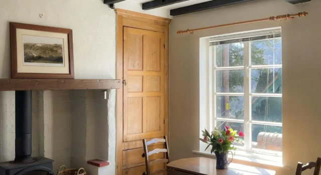 Carrow Cottage, Varaa Lomakoti Mökit kohteessa Merseyside, Mökki
