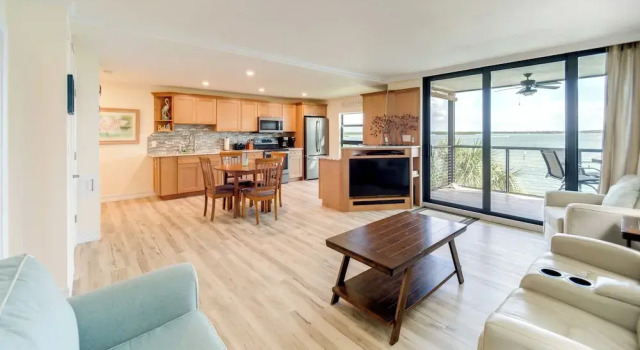 Marco Island Waterfront Condo w/ Community Pool!
