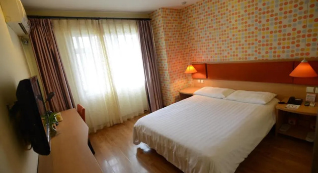 Двухместный номер Standard Home Inn
