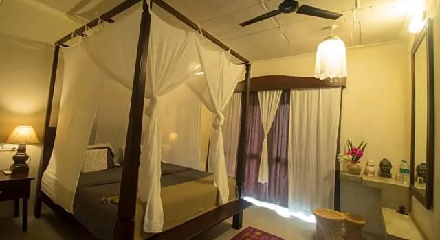 Babu Beach Resort, Book Ferieresort 5-stjernede hoteller i Ashvem, 5*