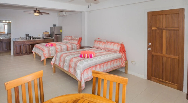 Sting Ray Studio At Sea Scape 1 Bedroom Home by Redawning