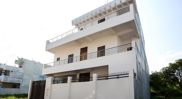 SPOT ON 74038 Shree Palace, Забронировать Отель Отели Лакхнау 3 звезды, 3*