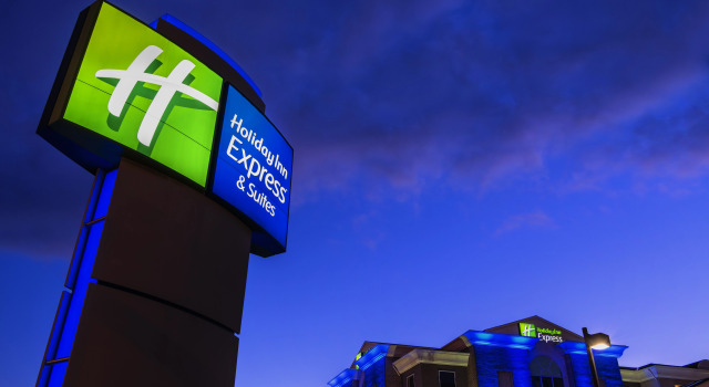 Holiday Inn Express & Suites Saskatoon Centre by IHG