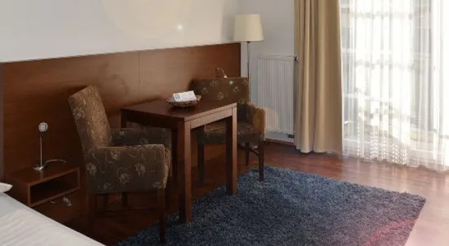 Hotel Campus Lounge, Забронировать Отель Отели Падерборн с парковкой, Парковка