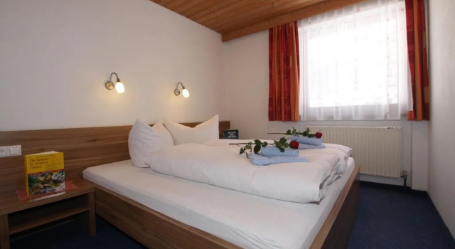 Appartementhaus Salzgeber, Забронировать Отель Наудерс Тироль, рядом с 2-кресельный подъемник Мюцкопф