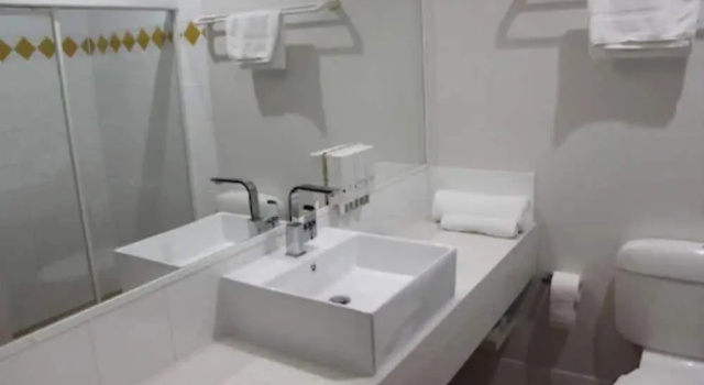 Monolocale triplo Executive Springwood Motor Inn