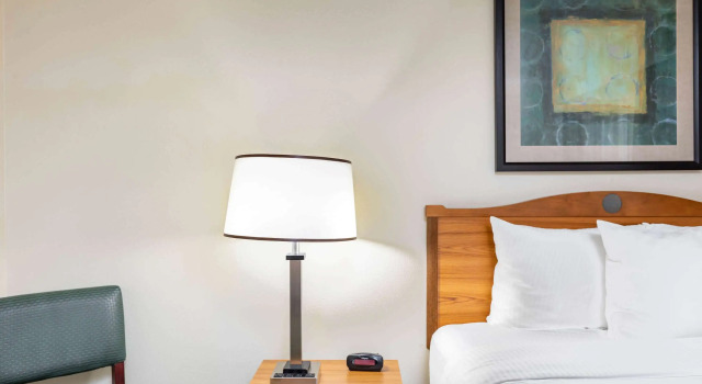 La Quinta Inn & Suites El Paso East, Rezerwuj Hotel Hotele w El Paso z parkingiem, Parking