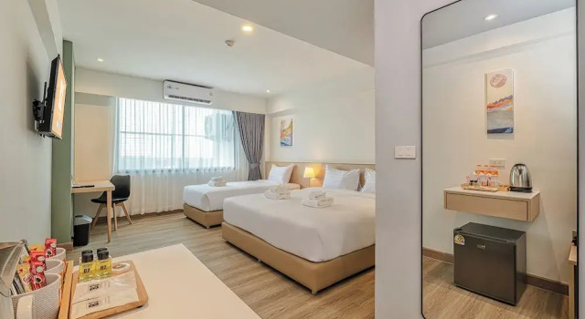 Трёхместный номер Deluxe B2 Suphan Buri Premier Hotel