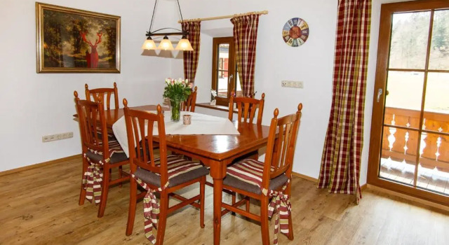 Apartments Lohener Hof Ruhpolding, Varaa Huoneisto Hotellit Baijeri pysäköinnillä, Pysäköinti