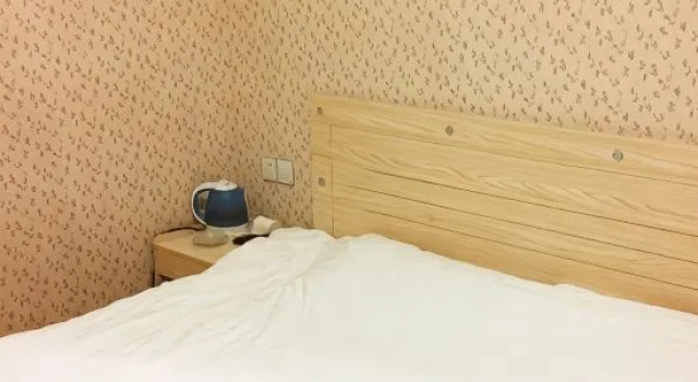 Camera Standard Kangfulai Hotel