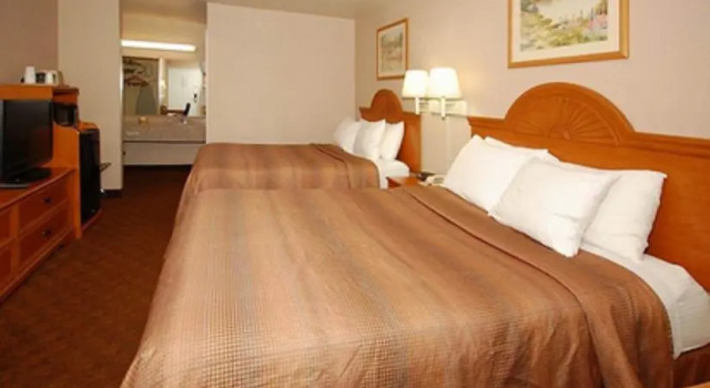 Best Western Smithfield Inn, Buchen Sie Hotel Cleburne Dallas - Fort Worth und Umgebung