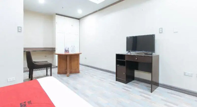 Люкс Standard RedDoorz Plus at Canley Residential